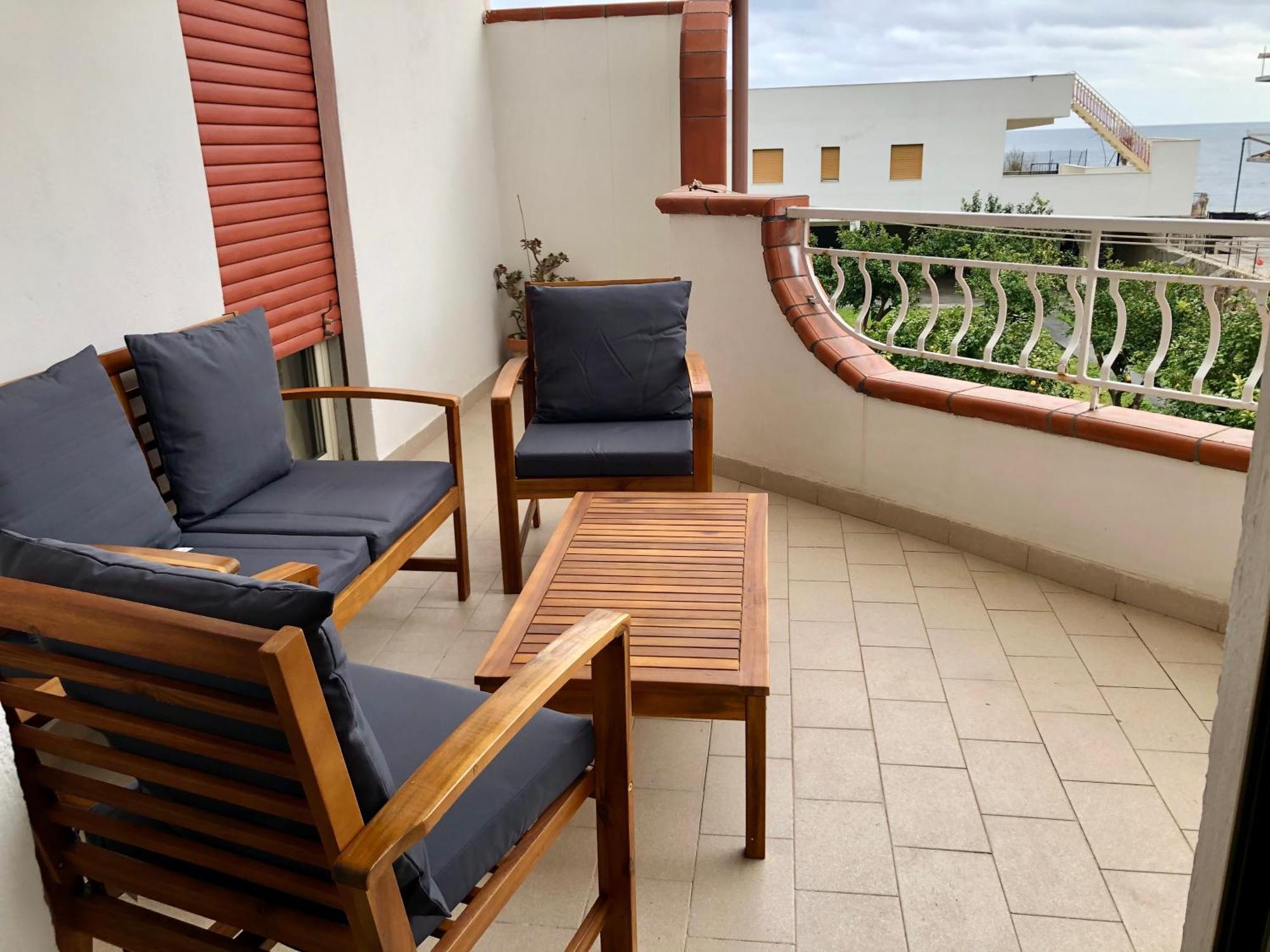 Bed and Breakfast La Zagara Furci Siculo Exterior foto